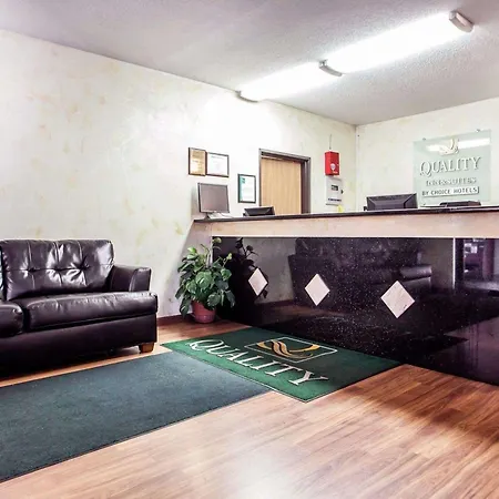 Quality Inn & Suites Champaign North - Urbana