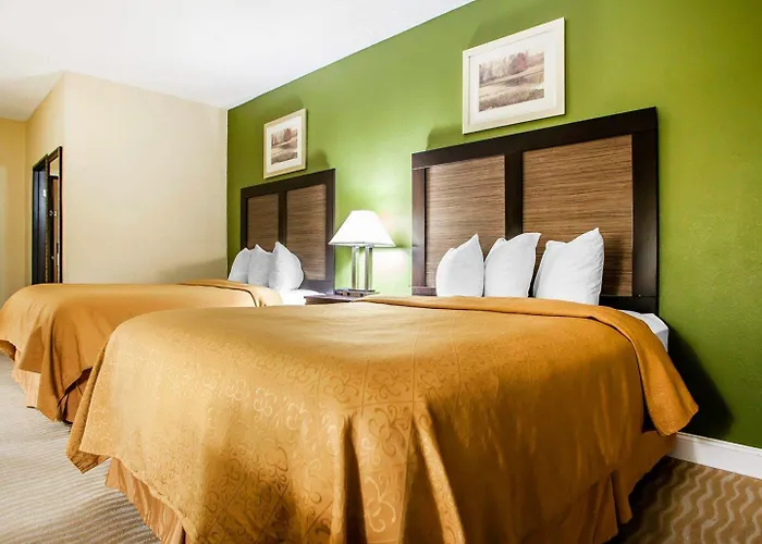 Hotel Quality & North - Urbana