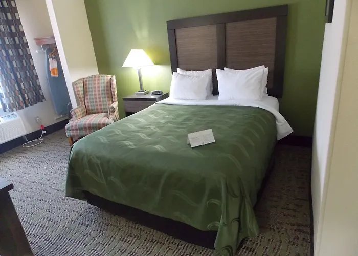 Hotel Quality & North - Urbana