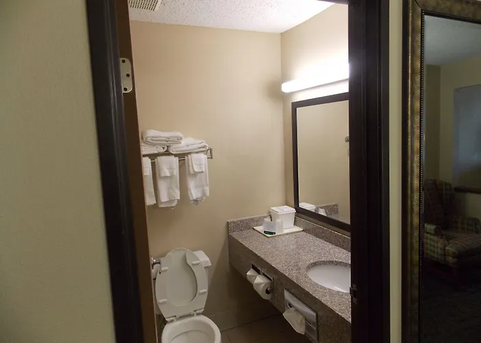Quality & North - Urbana Champaign