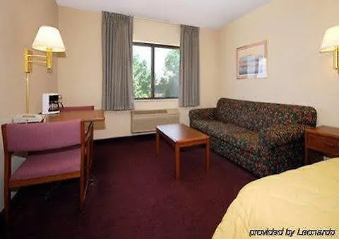 Hotel Quality & North - Urbana Champaign